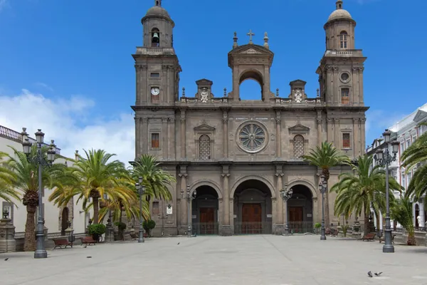 Cuánto cuesta un entierro en Las Palmas de Gran Canaria en 2026: la catedral de Santa Ana en Las Palmas de Gran Canaria
