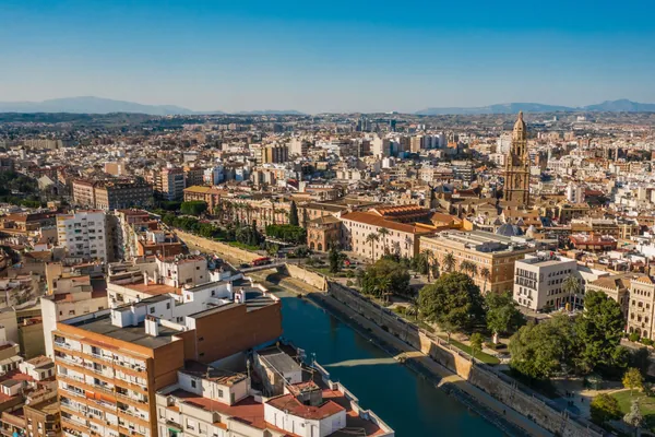 Cuánto cuesta un entierro en Murcia en 2026: una vista de la ciudad de Murcia