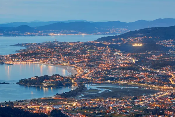 Cuánto cuesta un entierro en Vigo en 2026: una vista de la ría de Vigo